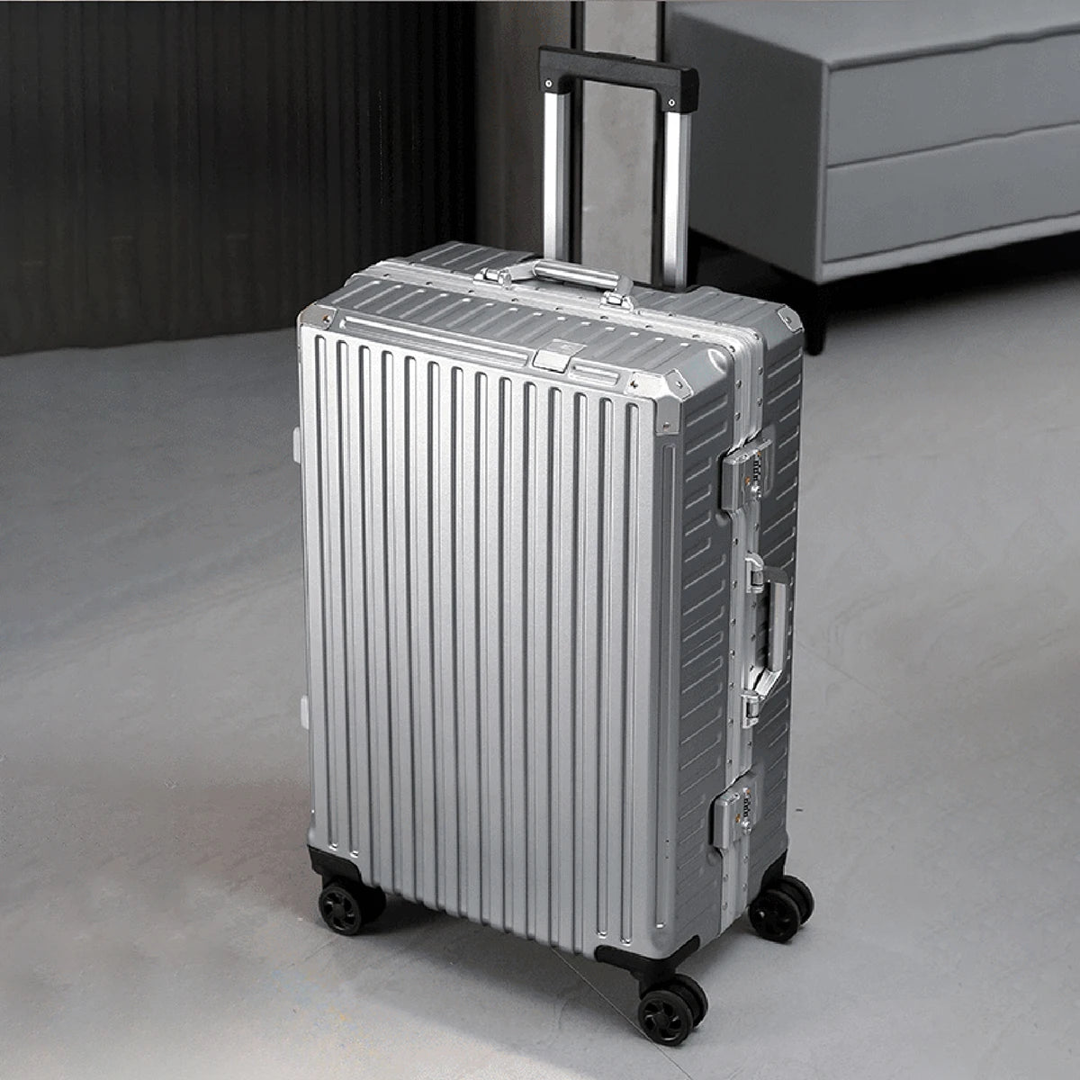 Aluminum Frame Luggage Set - USB & TSA Lock 20-28"