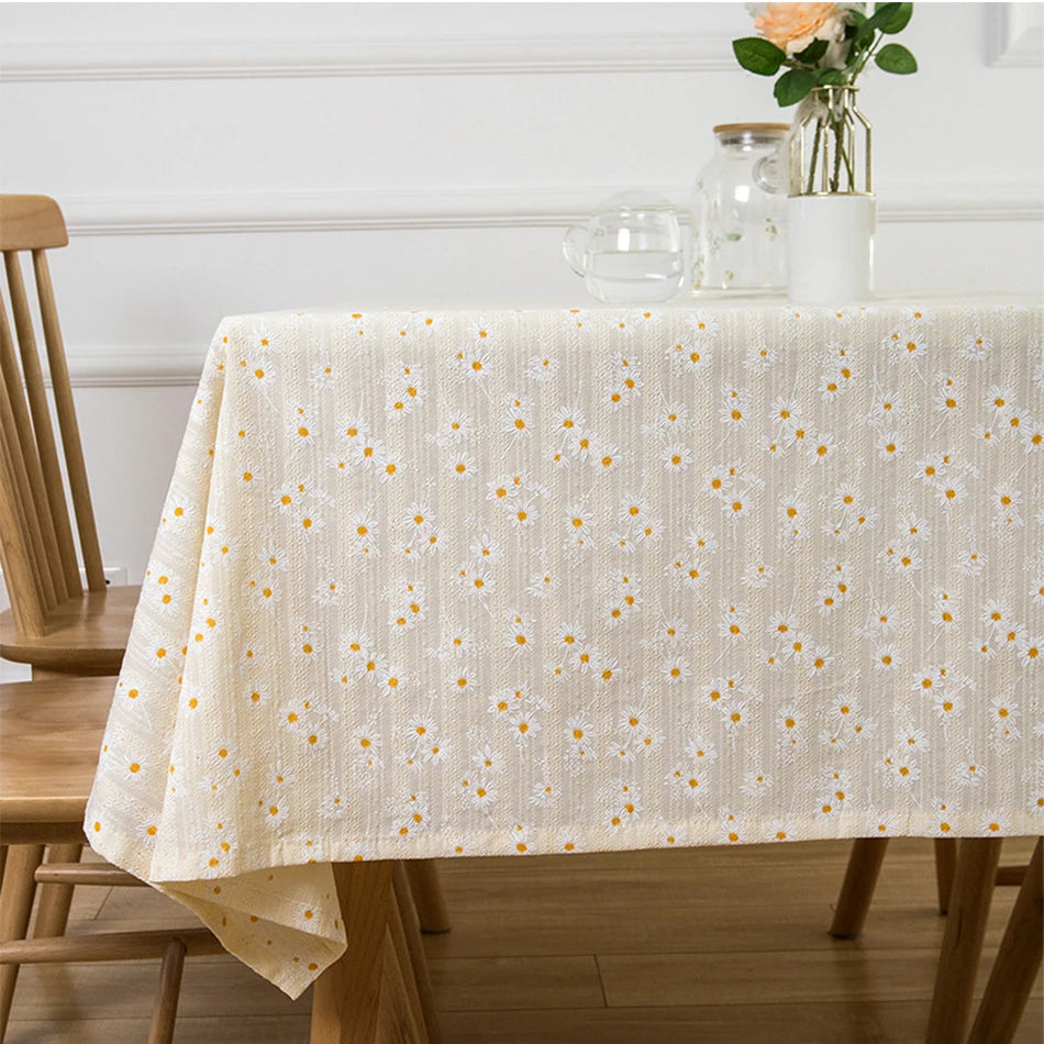 Korean Small Daisy Cotton Floral Tablecloth | Dining & Tea Table Cover