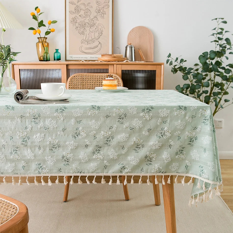 Korean Small Daisy Cotton Floral Tablecloth | Dining & Tea Table Cover
