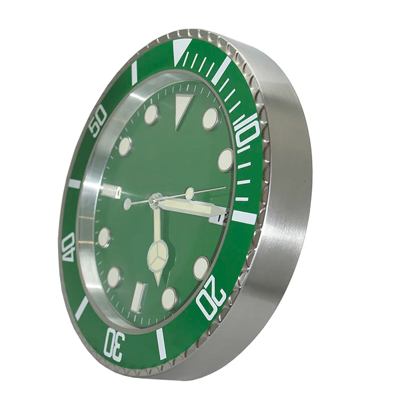 Luxury Creative Metal Wall Clock - Modern Luminescent Design