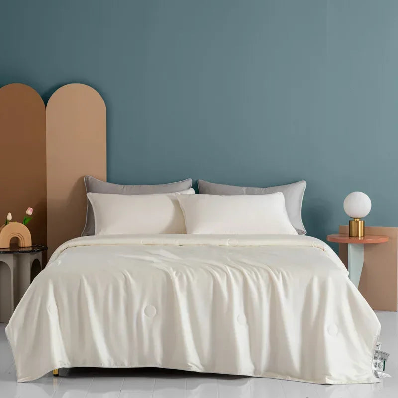 Ice Silk Cooling Comforter for Summer - Lightweight & Smooth Cold Quilt