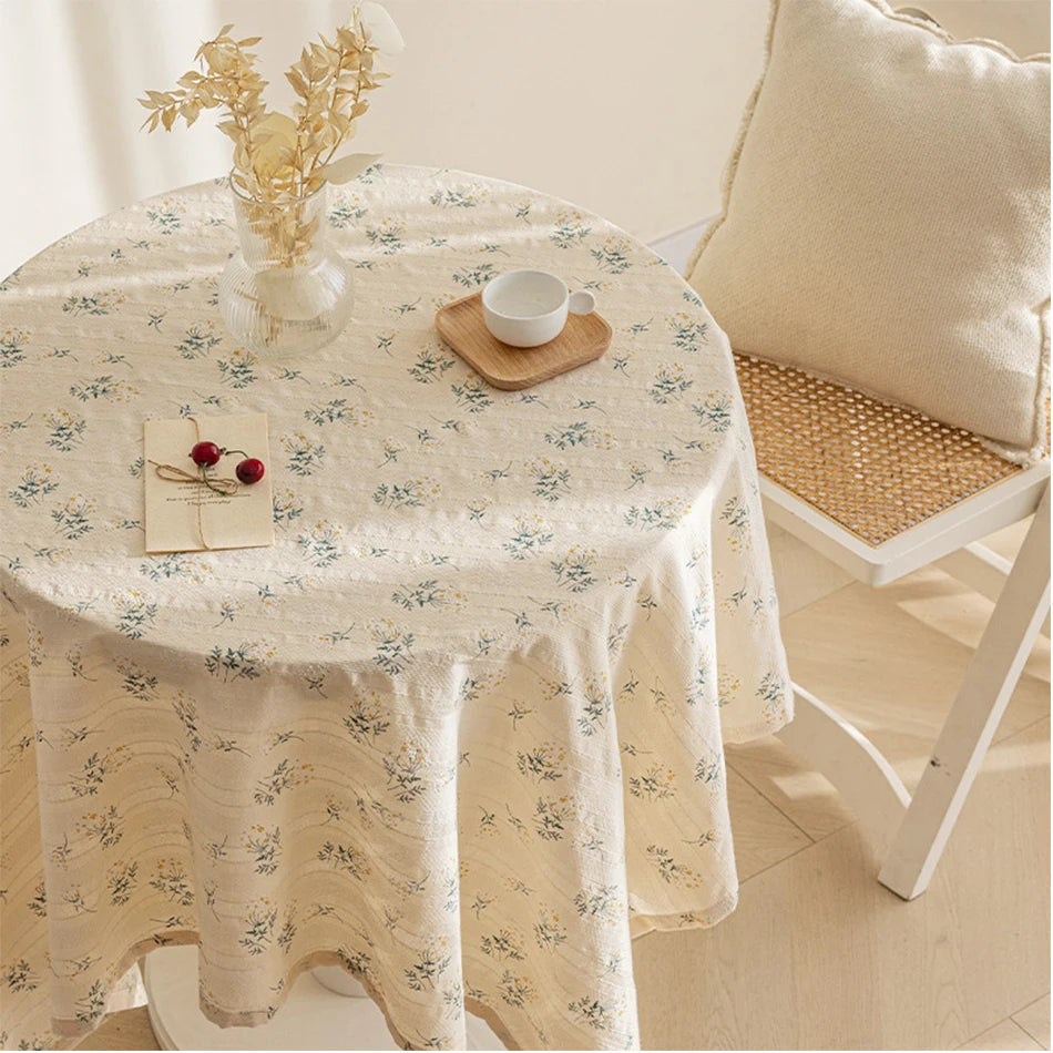Korean Small Daisy Cotton Floral Tablecloth | Dining & Tea Table Cover