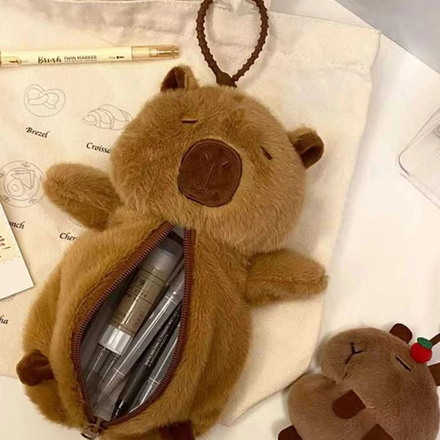 Creative Plush Capybara Pen Bag - Large Capacity Pencil Case & Stationery Storage