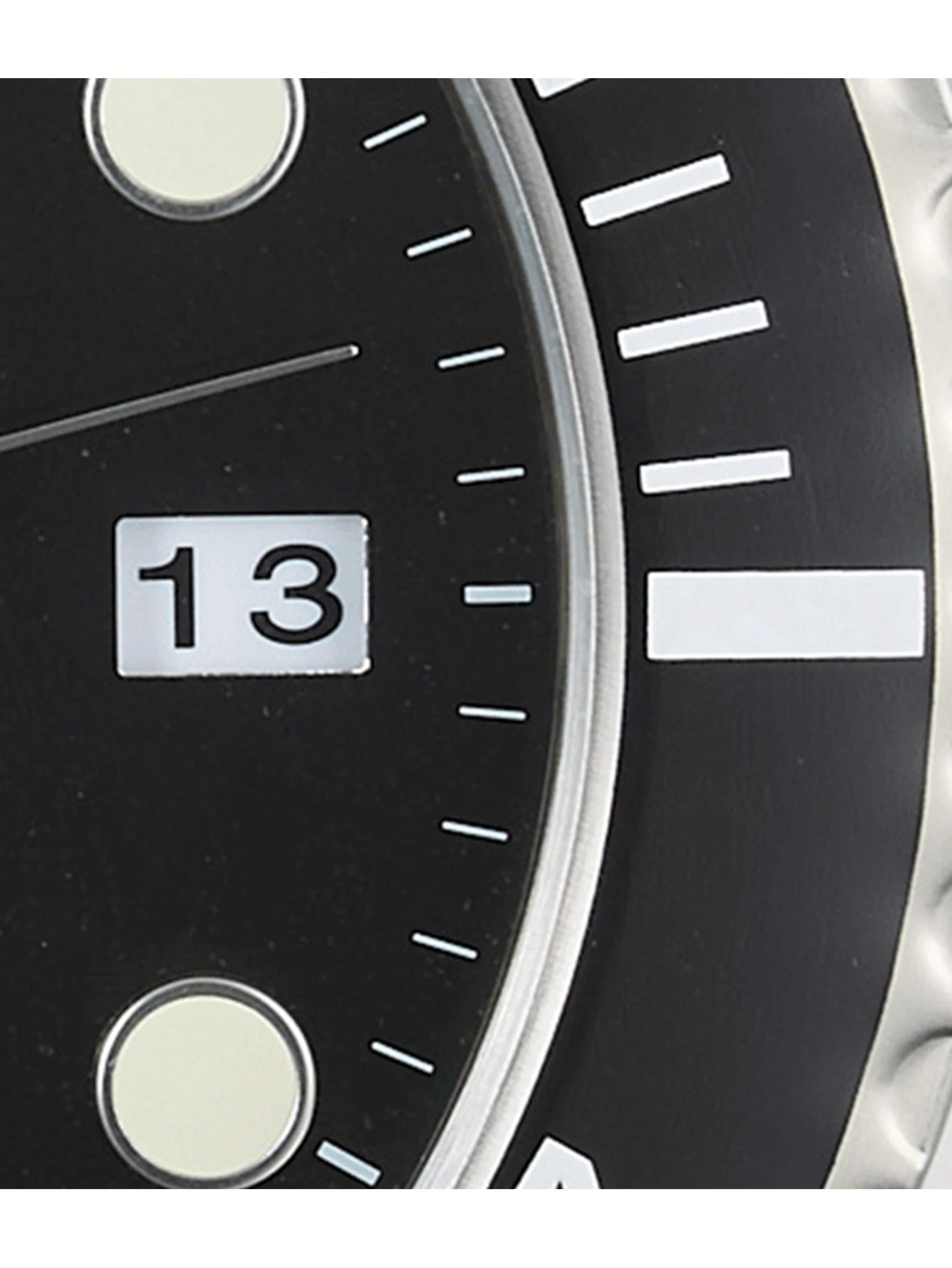 Luxury Modern Metal Wall Clock with Digital Luminescence