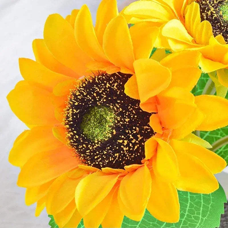 Vabena Rechargeable Sunflower LED Accent Light | Ambient Decor