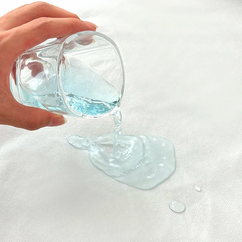 Flannel Waterproof Bed Mat – Breathable & Washable Urine Protection Pad