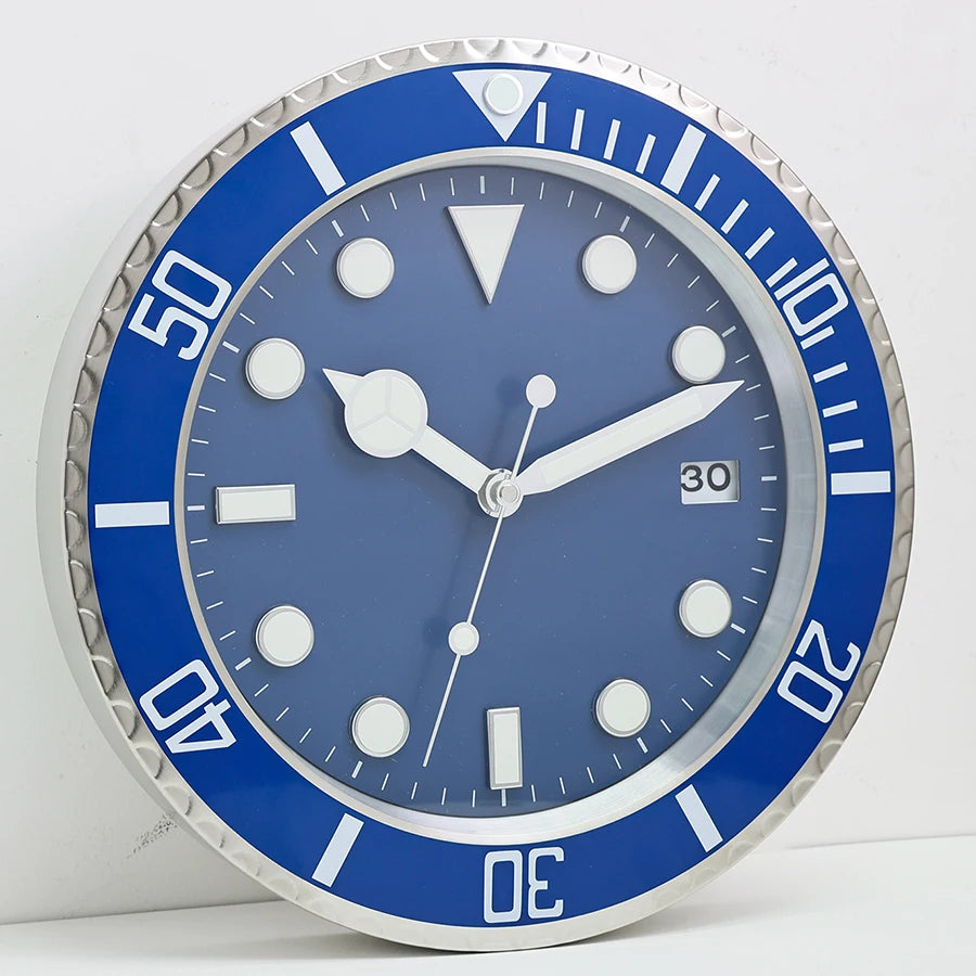 Luxury Creative Metal Wall Clock - Modern Luminescent Design