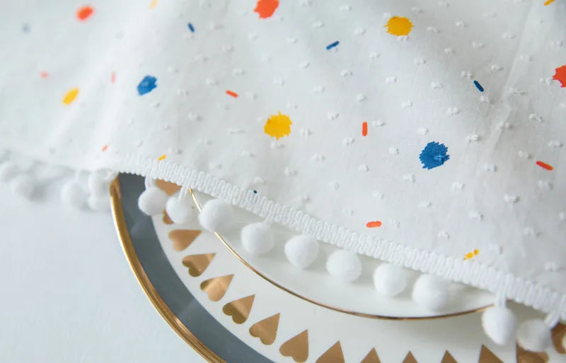 Korean Small Daisy Cotton Floral Tablecloth | Dining & Tea Table Cover
