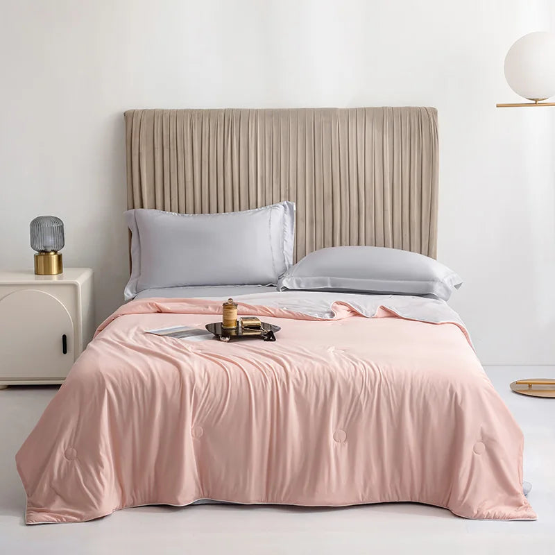 Ice Silk Cooling Comforter for Summer - Lightweight & Smooth Cold Quilt