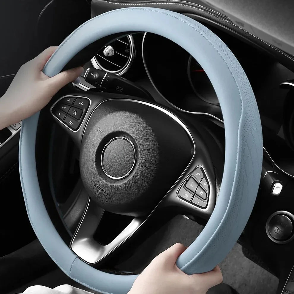 Embossed PU Leather Patchwork Steering Wheel Cover - Non-Slip & Breathable (15 inch/38cm)