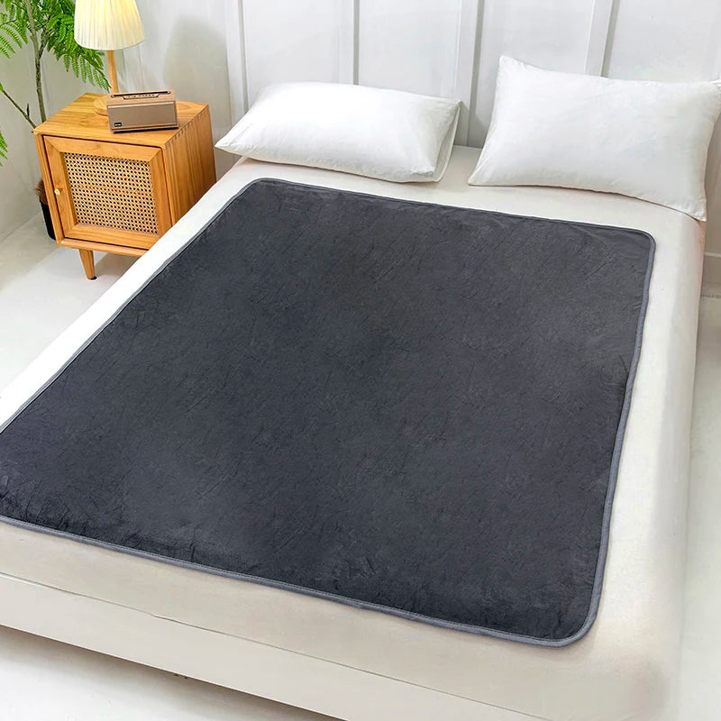 Flannel Waterproof Bed Mat – Breathable & Washable Urine Protection Pad