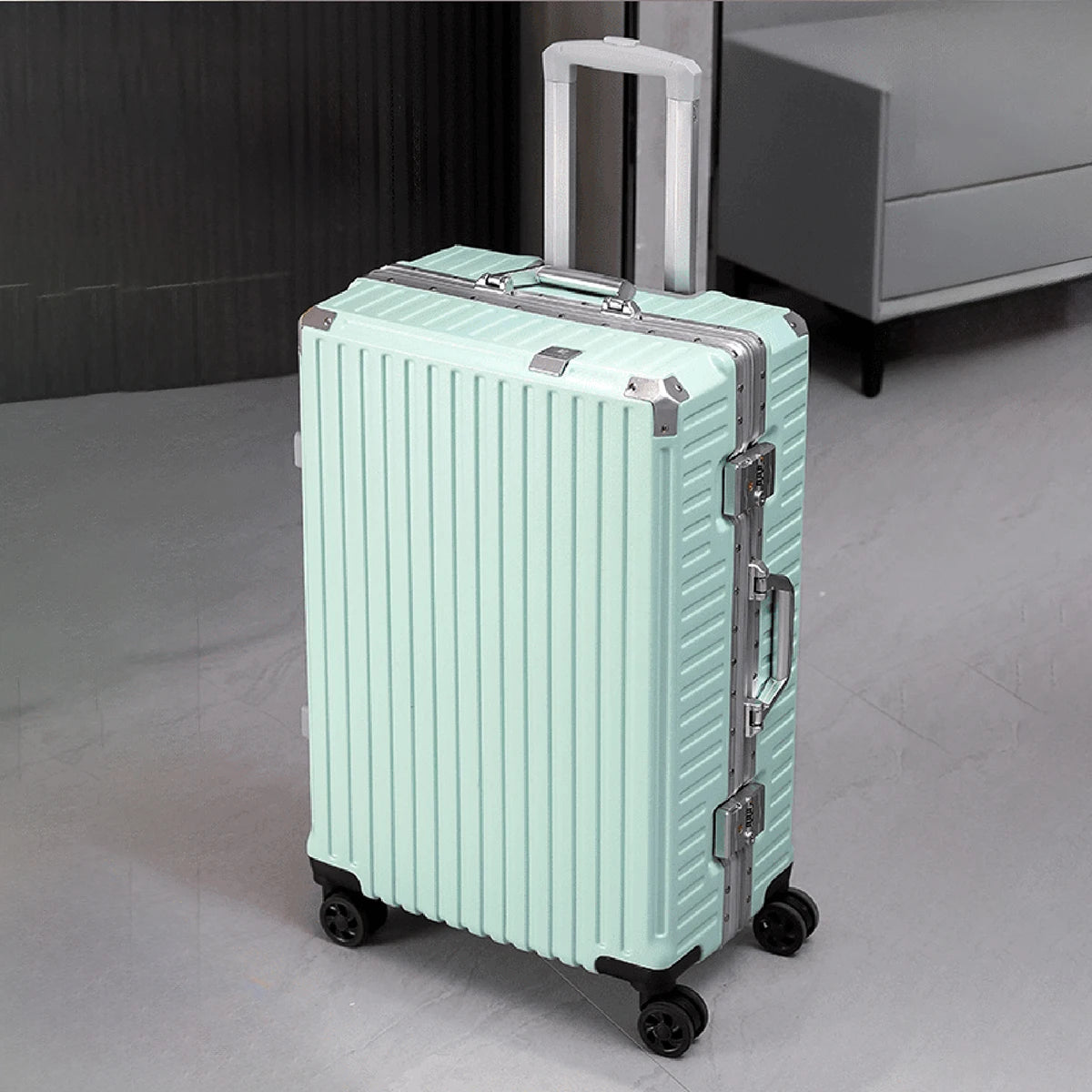 Aluminum Frame Luggage Set - USB & TSA Lock 20-28"