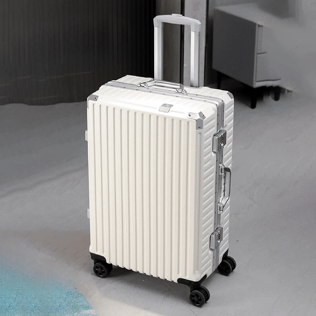 Aluminum Frame Luggage Set - USB & TSA Lock 20-28"