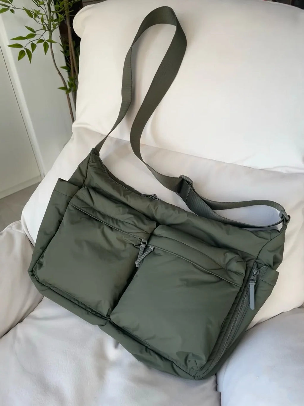 Women's Casual Multi-Pocket Nylon Messenger Bag - Travel & Shopping Tote