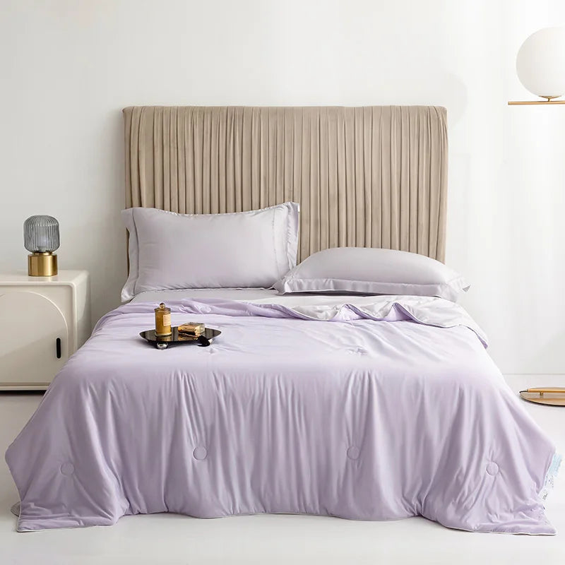 Ice Silk Cooling Comforter for Summer - Lightweight & Smooth Cold Quilt
