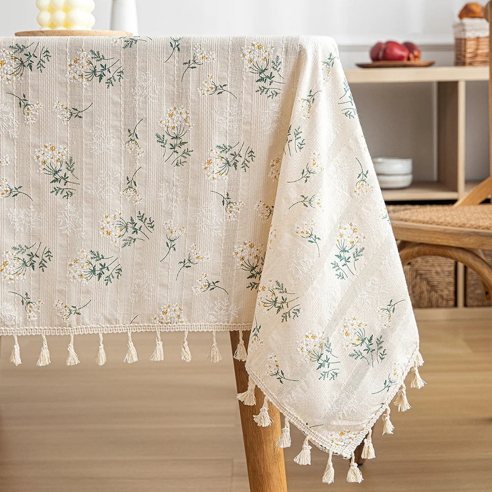 Korean Small Daisy Cotton Floral Tablecloth | Dining & Tea Table Cover