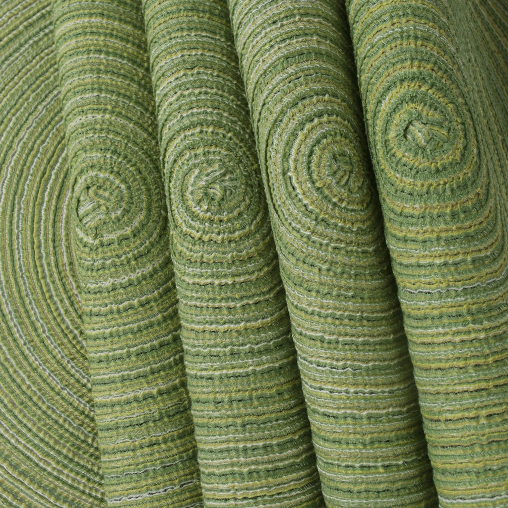 Elegant Round Braided Washable Placemats - Set of 6
